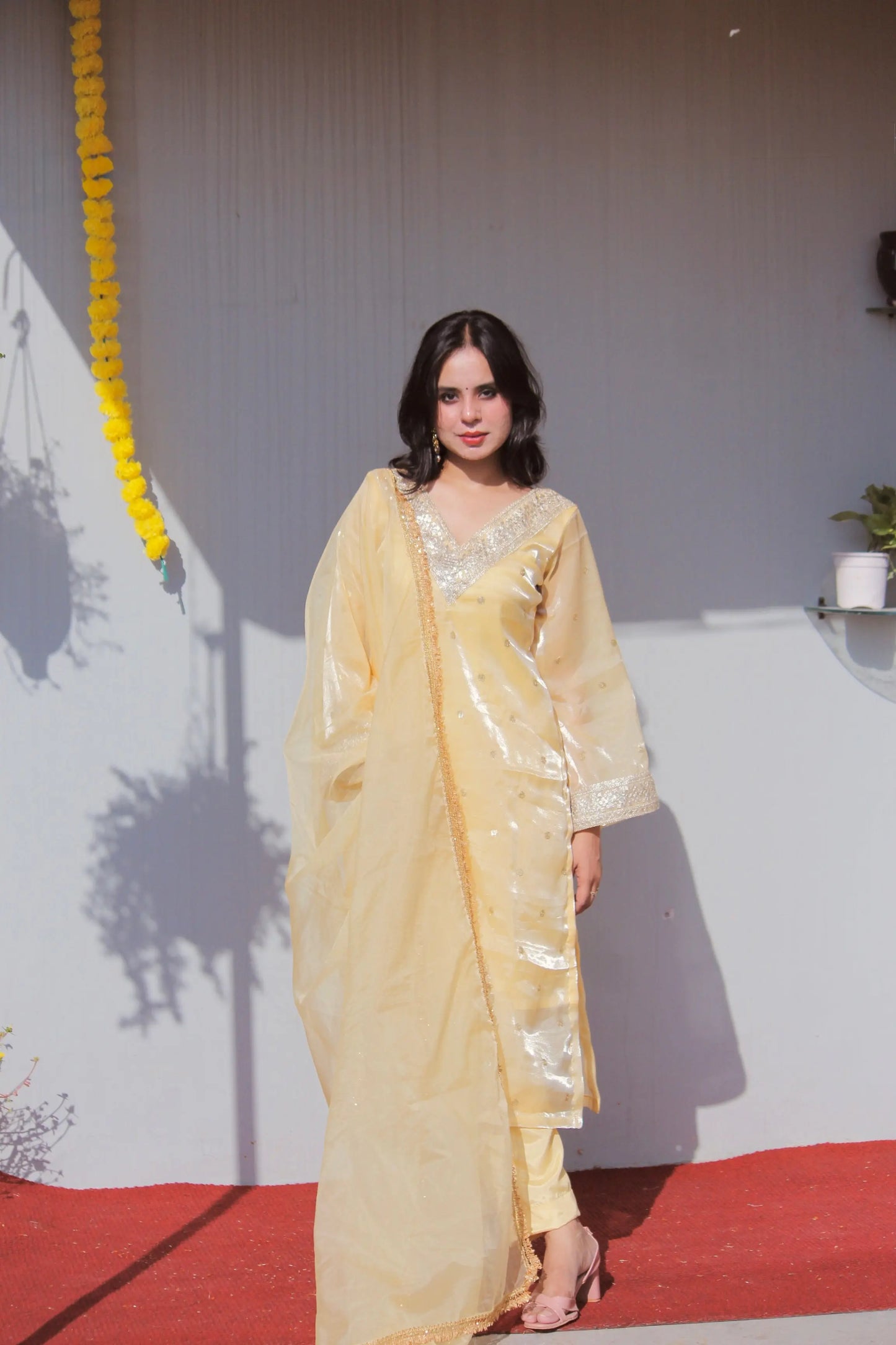 Butter Silk Set Patakha