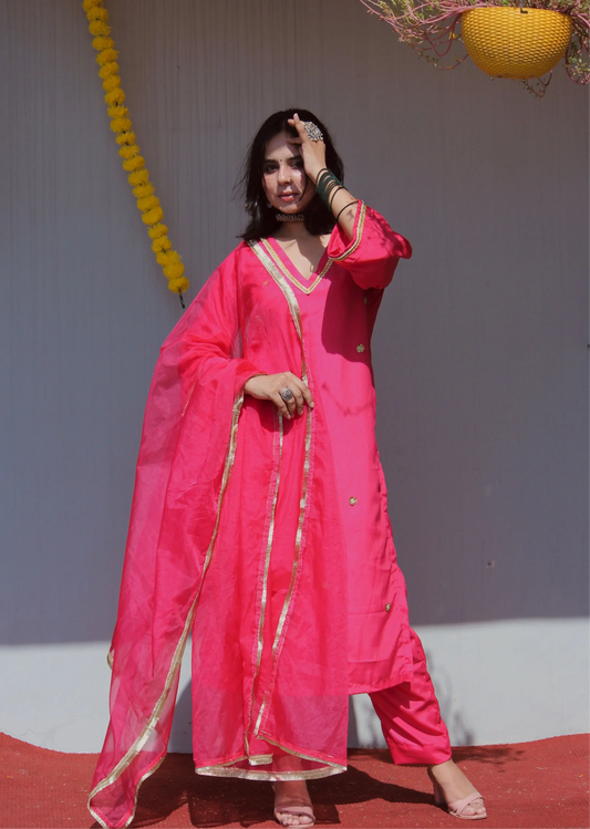 Hot pink silk set Patakha